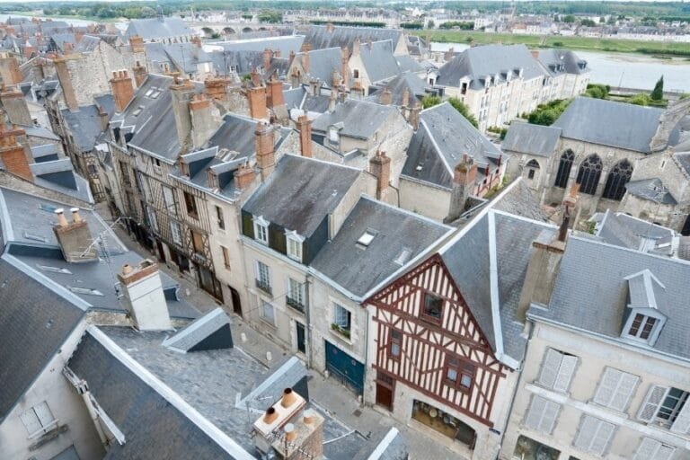 Blois: the roofs of the city