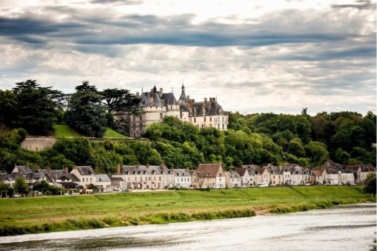 Chaumont-sur-Loire, a charming village on the Loire overlooked by the castle